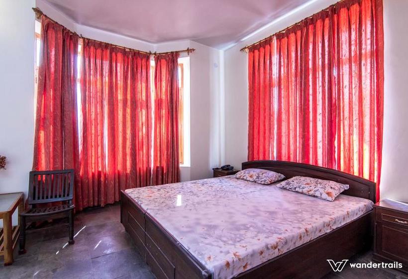 Bed and Breakfast Gaursons Cottages A Wandertrails Stay 18