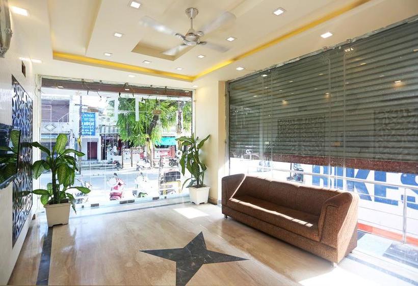 Oyo 9565 Hotel New Shiv Murti 10