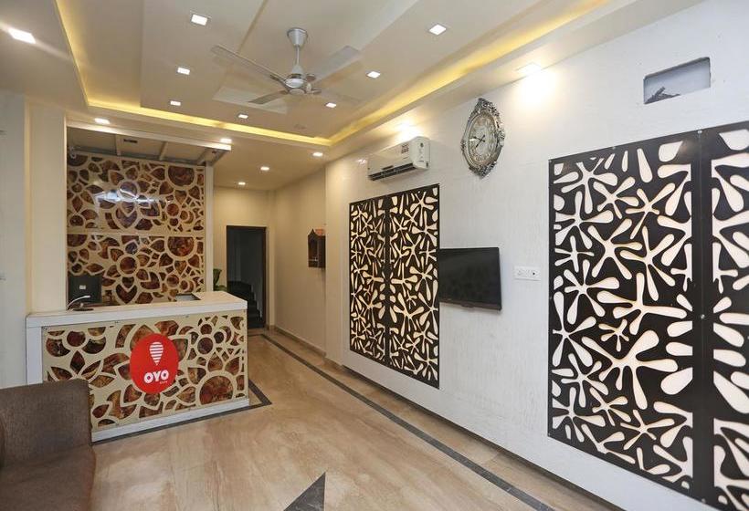 Oyo 9565 Hotel New Shiv Murti 15