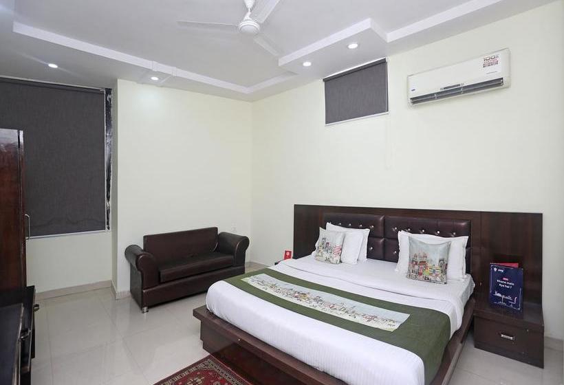 Oyo 9565 Hotel New Shiv Murti 8