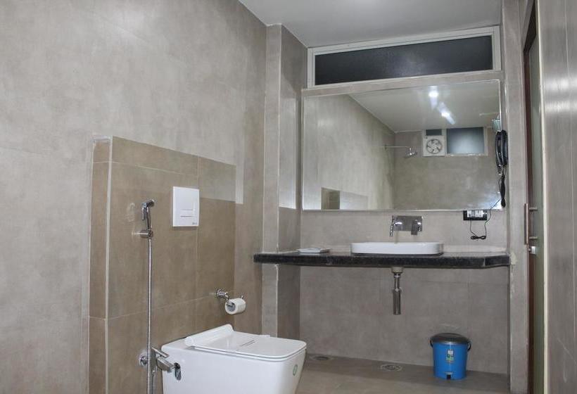 Hotel Sandalwood Bhopal 20