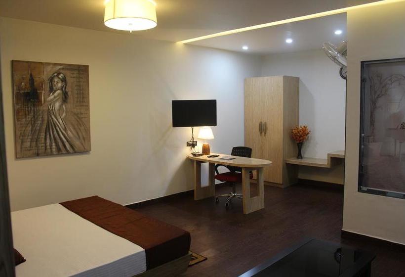 Hotel Sandalwood Bhopal 4