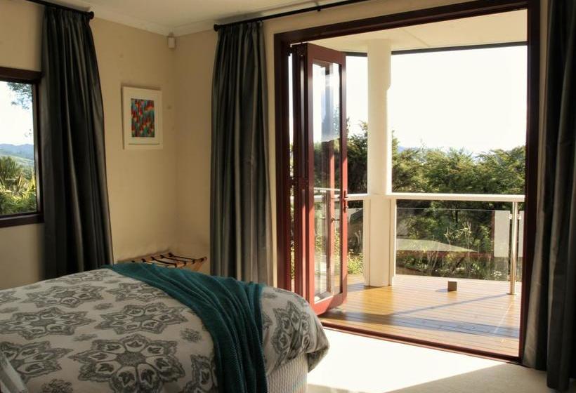 Coromandel Views Bed & Breakfast 11