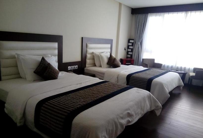 Montana Hotel Darjeeling 7