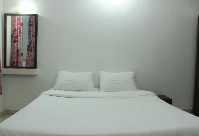 Hotel Oyo 9379 Home 1 Bhk Near Candolim Beach 12