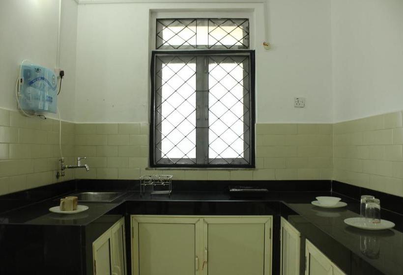 Hotel Oyo 9379 Home 1 Bhk Near Candolim Beach 9