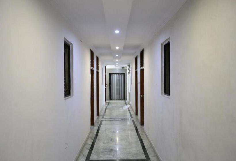 Oyo 8840 Hotel Namaskar 19
