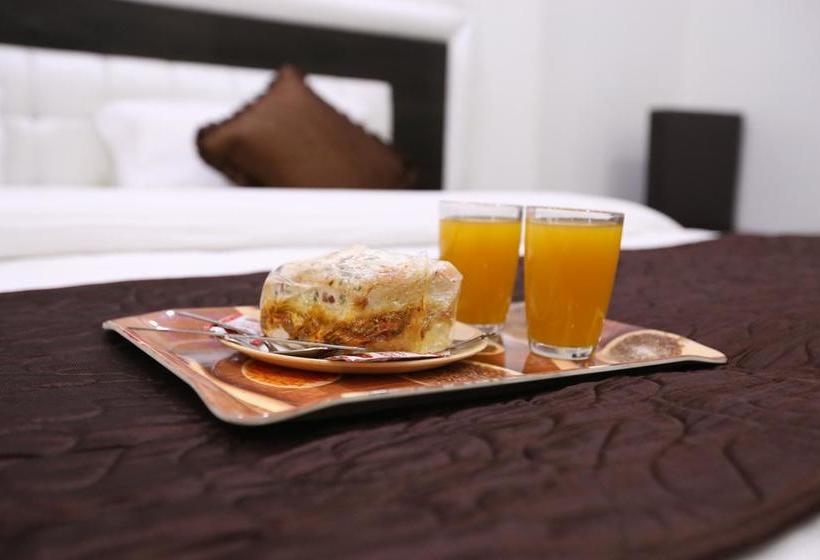 Oyo 8840 Hotel Namaskar 5