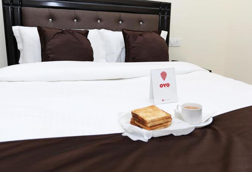 Oyo 9275 Hotel Royal Inn 13