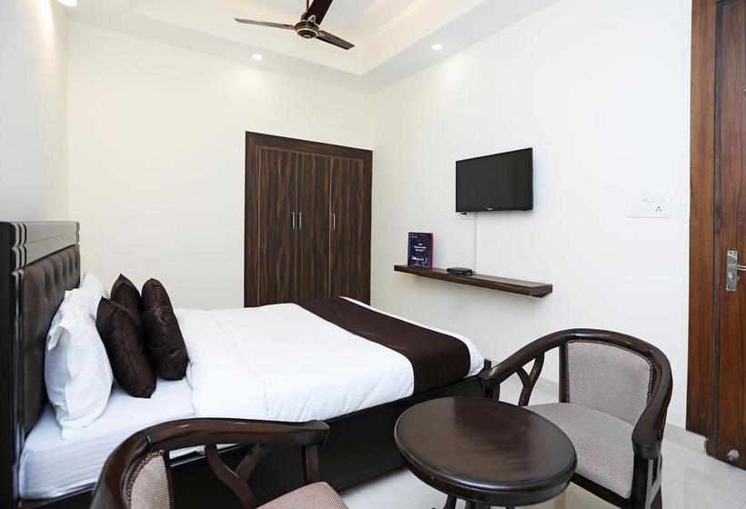 Oyo 9275 Hotel Royal Inn 17