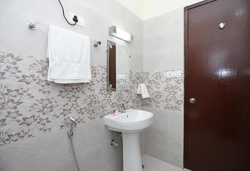 Oyo 9275 Hotel Royal Inn 19