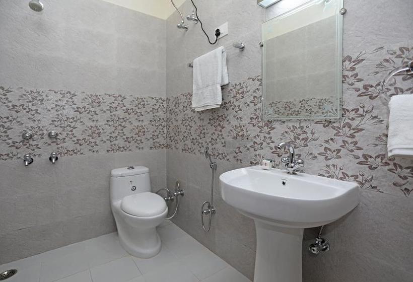 Oyo 9275 Hotel Royal Inn 20