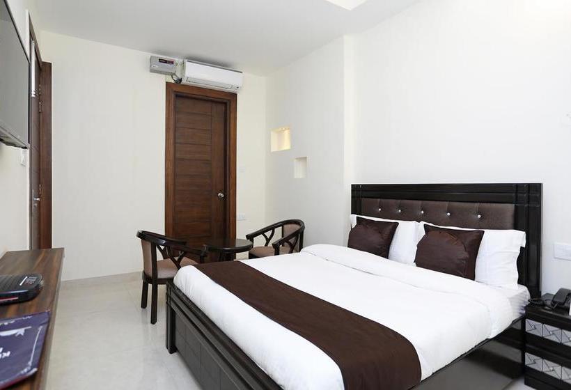 Oyo 9275 Hotel Royal Inn 5