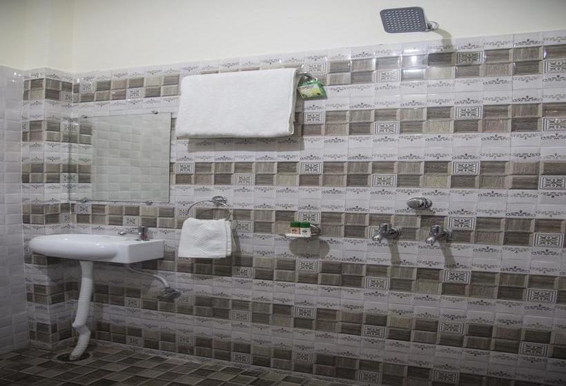 Hotel Oyo 9123 Baghban Residency 12