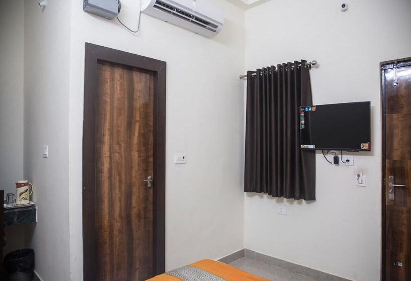 Hotel Oyo 9123 Baghban Residency 6