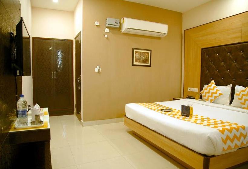 Fabhotel Purple Regency Zirakpur 16