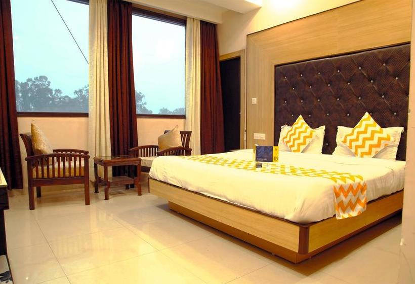 Fabhotel Purple Regency Zirakpur 3