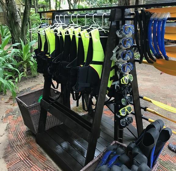 Resort Macaque And Languor Villa 13