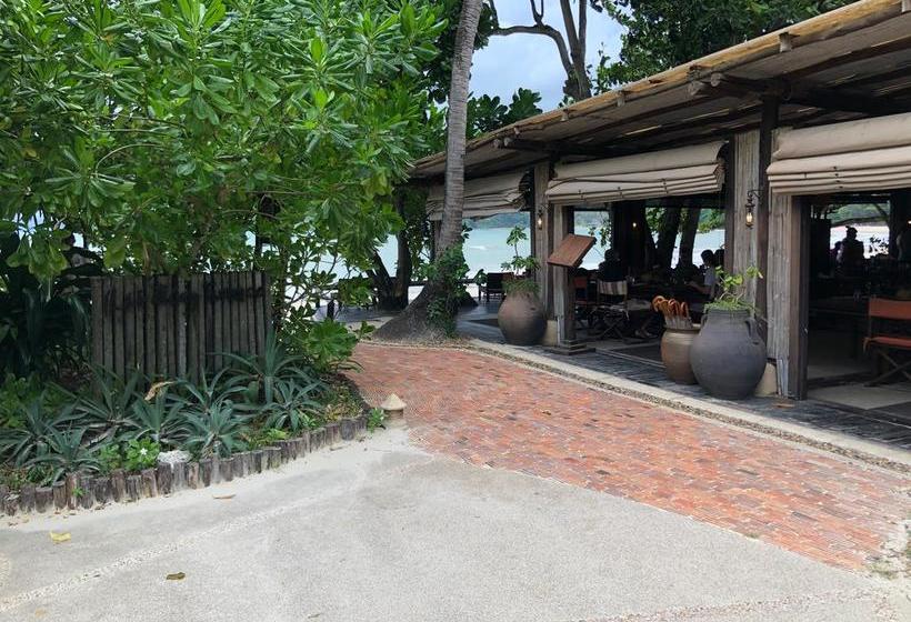 Resort Macaque And Languor Villa 18