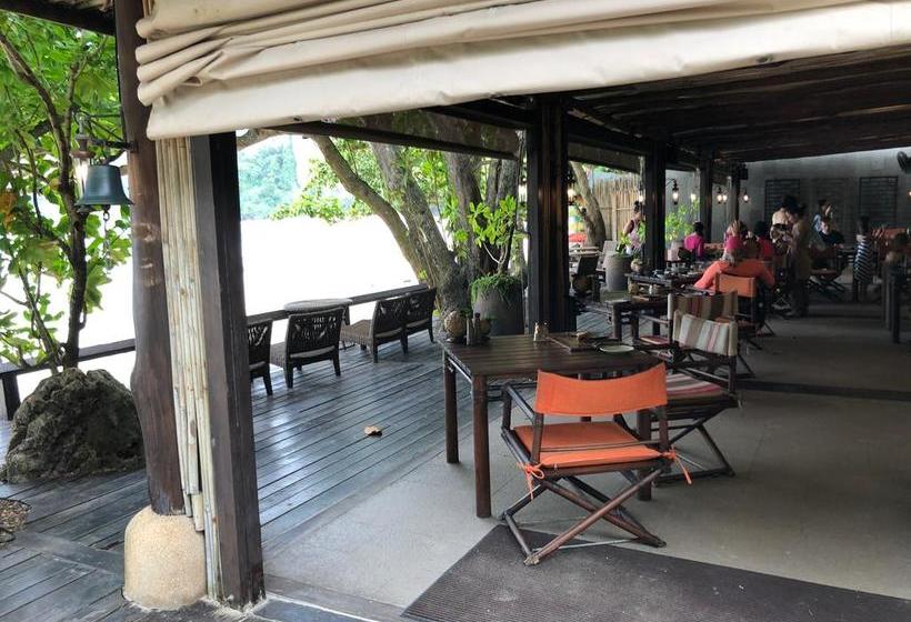 Resort Macaque And Languor Villa 19