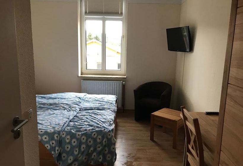 Hotel Zum Alten Bahnhof 8