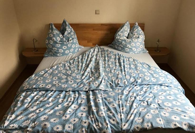 Hotel Zum Alten Bahnhof 9