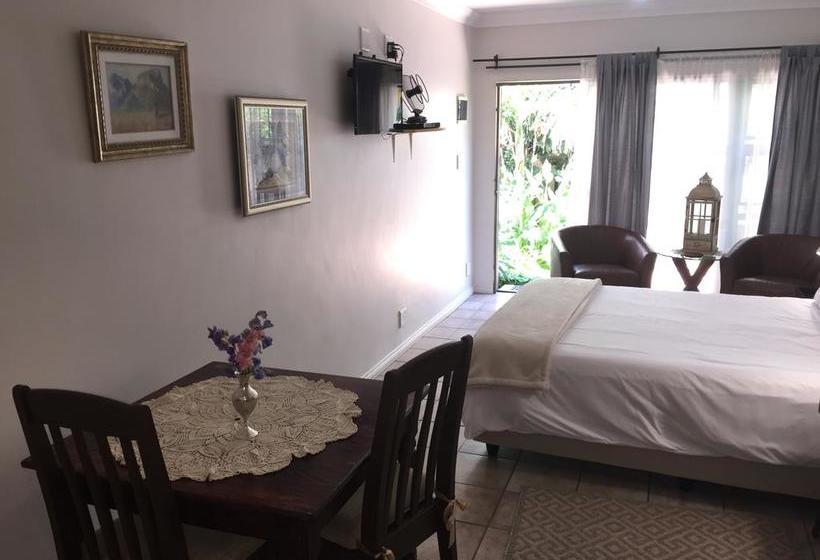 Hotel Eaglesnest On 110 3rd Street 13