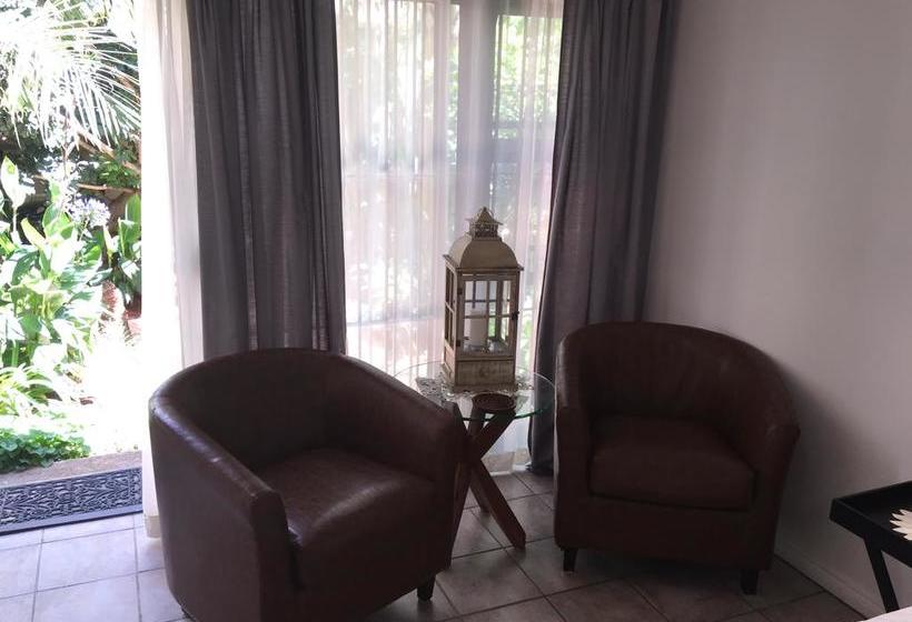 Hotel Eaglesnest On 110 3rd Street 14