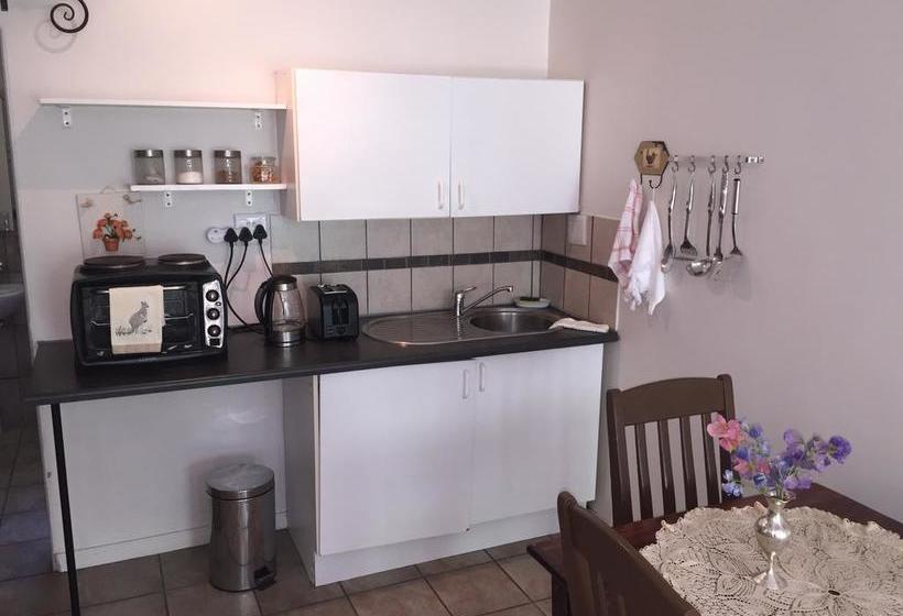 Hotel Eaglesnest On 110 3rd Street 15