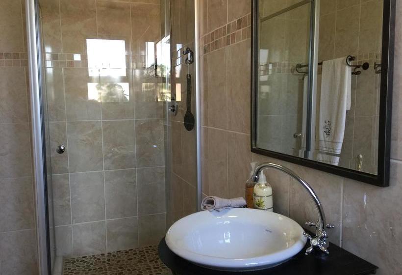 Hotel Eaglesnest On 110 3rd Street 6