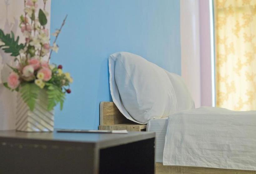 Hotel Ruenbua Residence 11