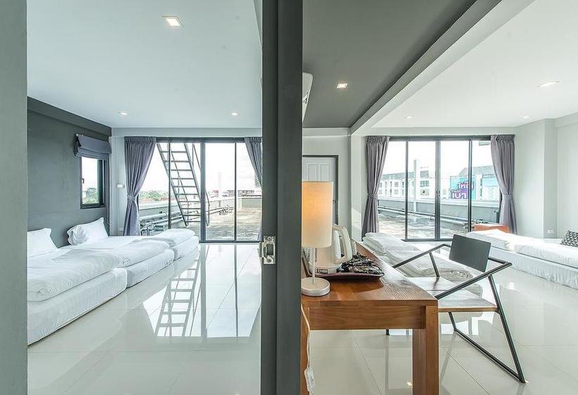 Hôtel Sleep Station 12