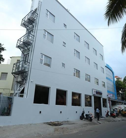 Hotel Season 4 Residences Nungambakkam 17