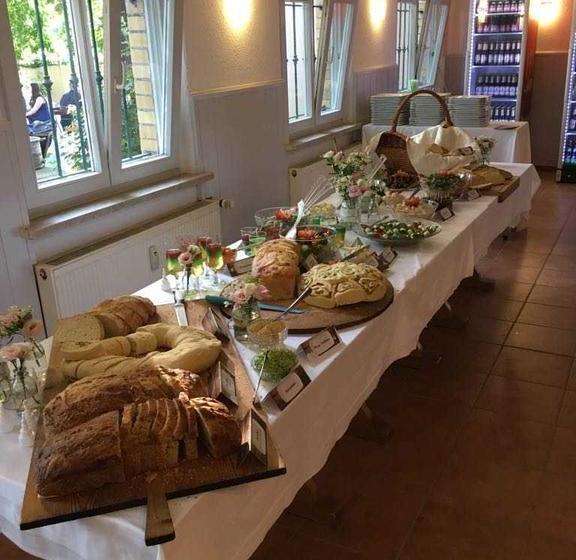 Hotel Pension Chez Horst 1