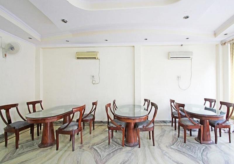 Saarthi Hotel & Restaurant 14