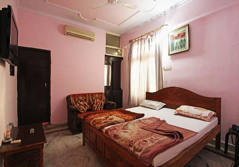 Saarthi Hotel & Restaurant 7