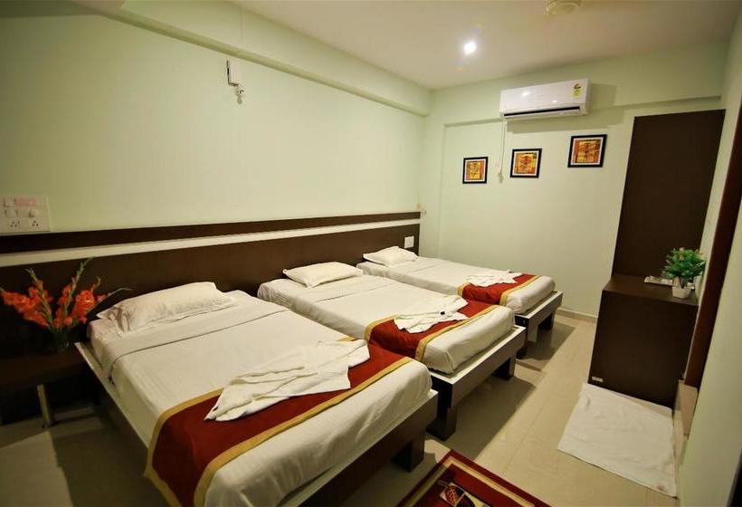 Hotel Golden Residency 9