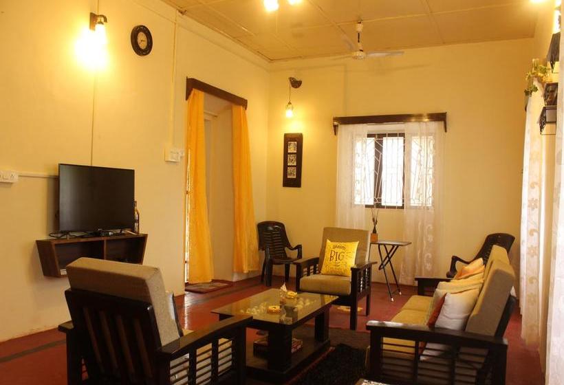 Hotel Oyo 6474 Home Boutique 2 Bhk Villa Candolim 11