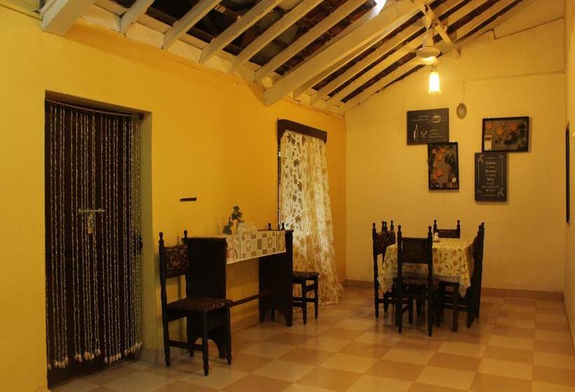 Hotel Oyo 6474 Home Boutique 2 Bhk Villa Candolim 15