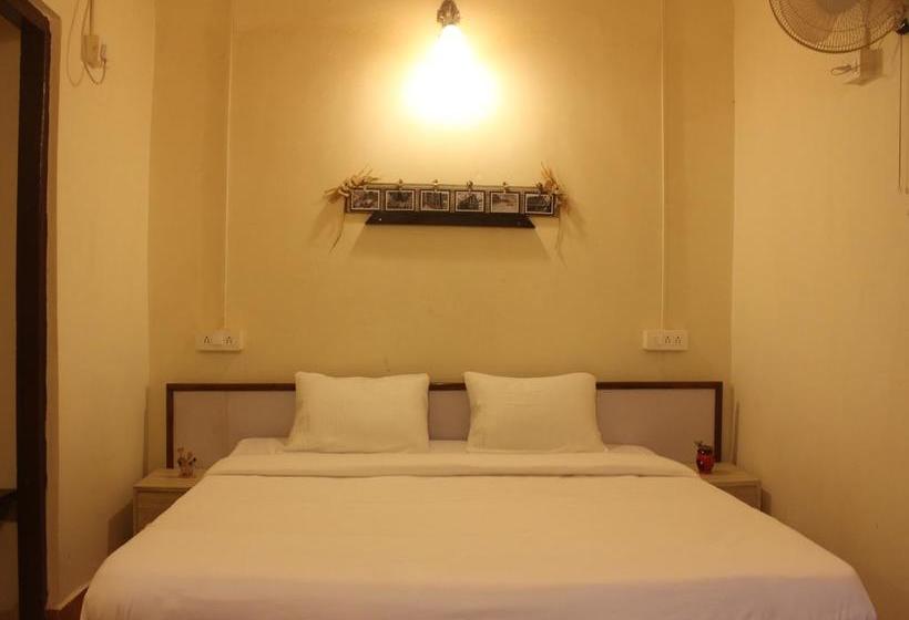 Hotel Oyo 6474 Home Boutique 2 Bhk Villa Candolim 2