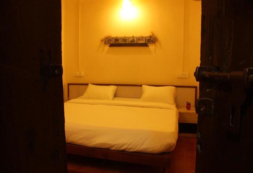 Hotel Oyo 6474 Home Boutique 2 Bhk Villa Candolim 4