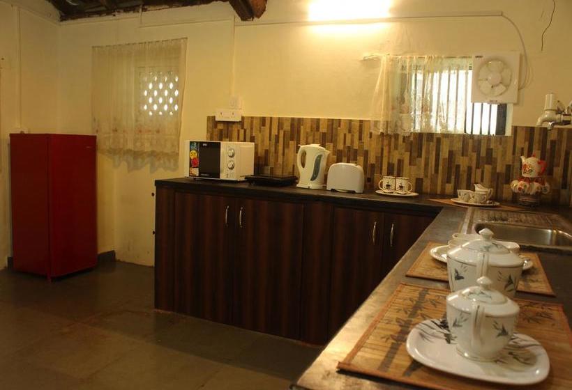 Hotel Oyo 6474 Home Boutique 2 Bhk Villa Candolim 8