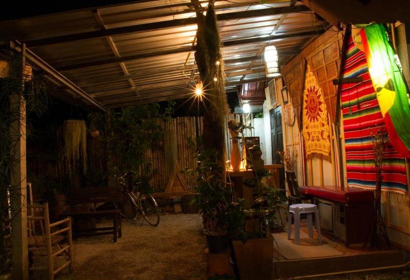 Hostel Sook Jai Guest House 11