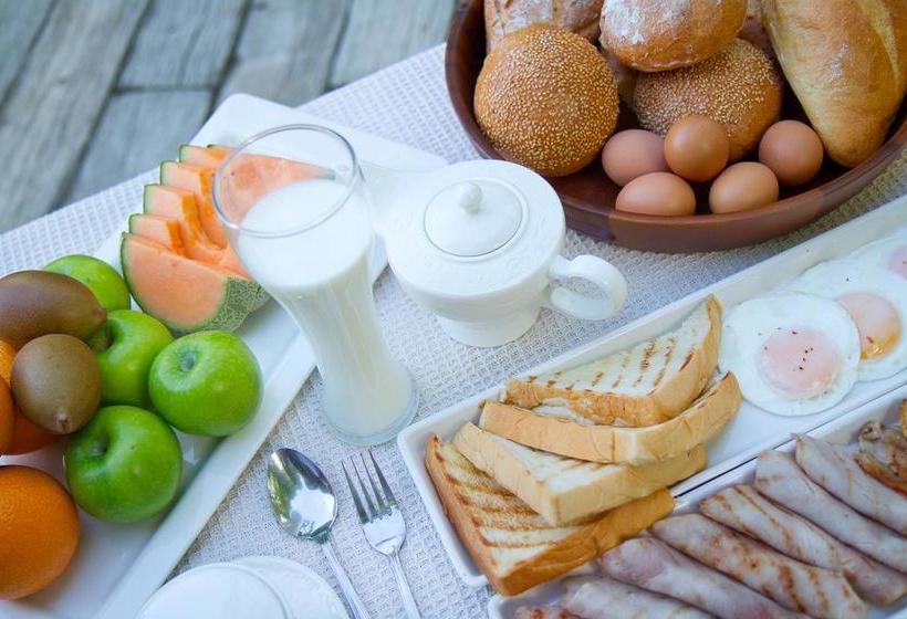 Hotel Rommai Greenpark 9