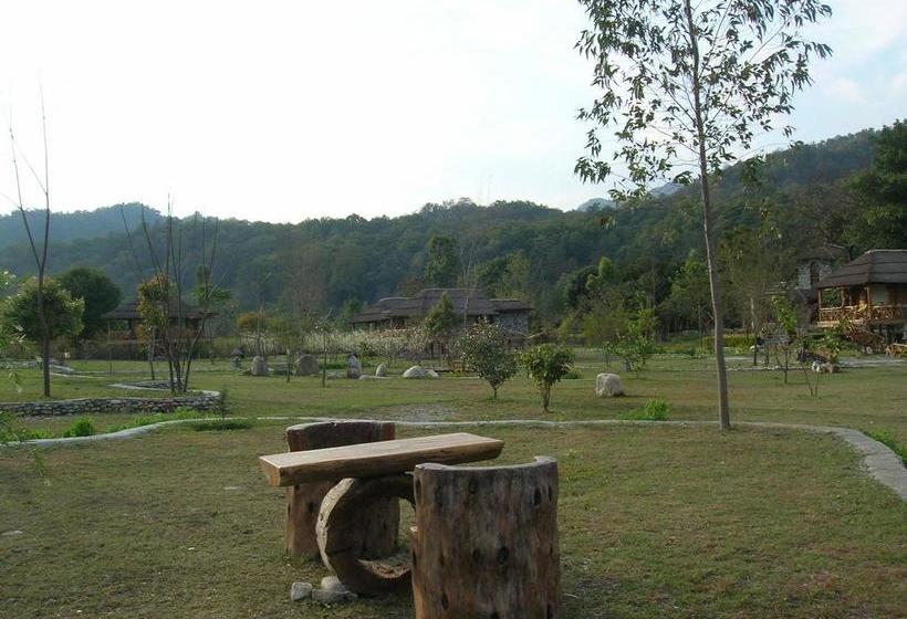 Resort Camp Riverwild 18