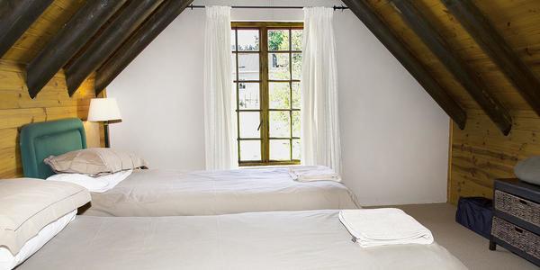 Hotel Zebra Cottage And Lodge 8