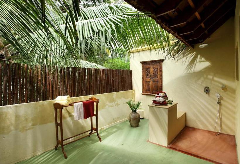 Hotel Ameya Endless Lake View 12