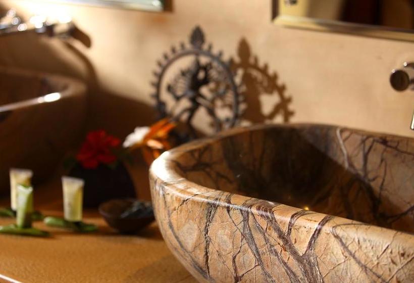 Hotel Ameya Endless Lake View 18