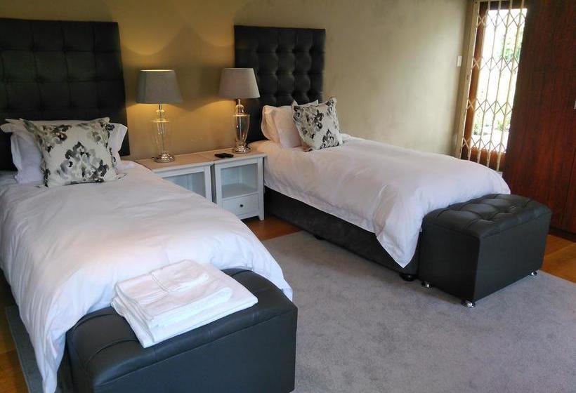 Bed and Breakfast 31 On Sharrow Guest House 11