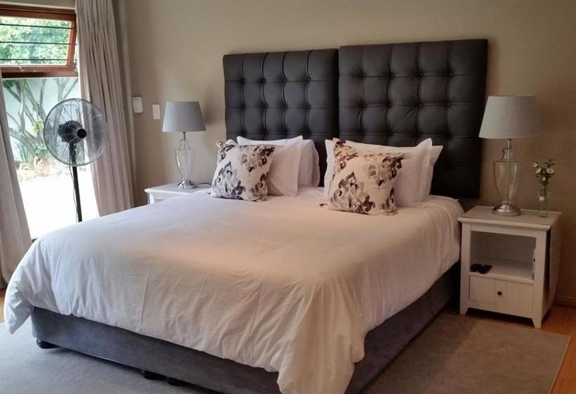 Bed and Breakfast 31 On Sharrow Guest House 17